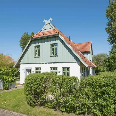 Holiday home Ferienhaussiedlung Strandperlen Sanddornhof 3c