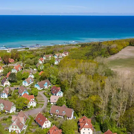 Ferienhaussiedlung Strandperlen Sanddornhof 3c * Wustrow (Fischland)